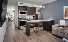 Stayapt Suites Greenville-Greer/Bmw